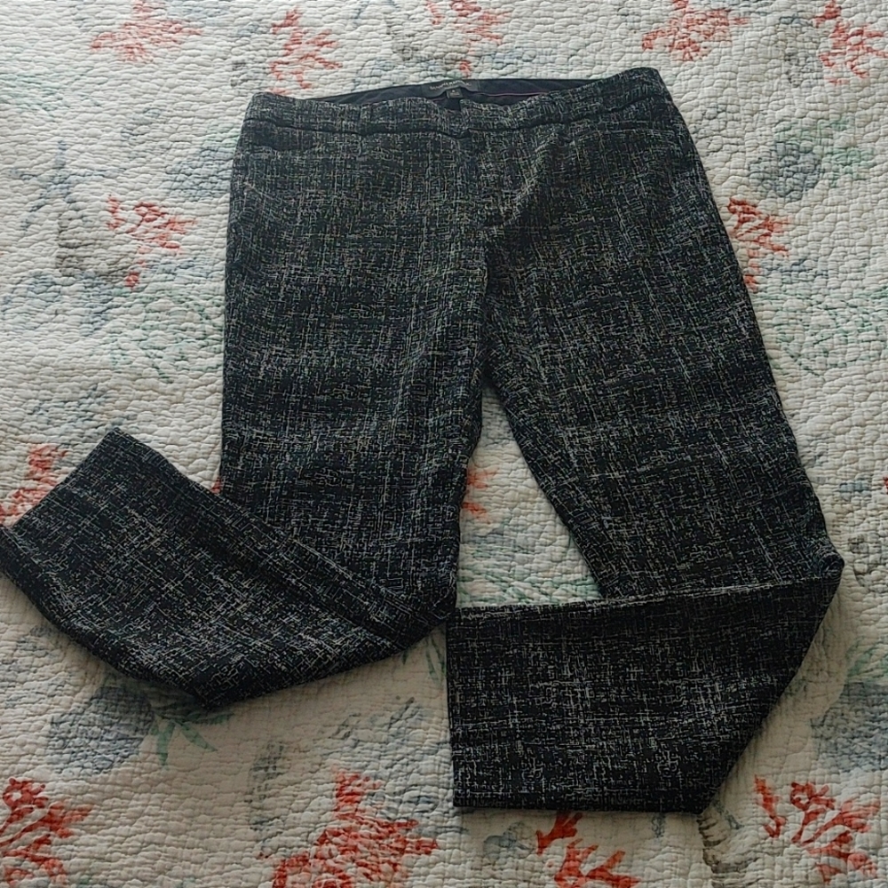 Banana Republic Black & White Textured Sloan Style Ankle Pants